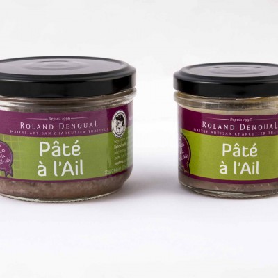 Pâté à l'ail du Maître artisan charcutier traiteur Roland Denoual